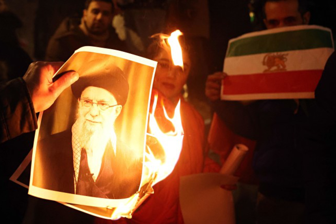 Ирански официален представител: Около 2 000 души са загинали при протестите в страната